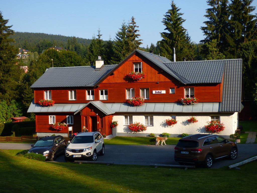 Chalupa U Beranu Hotel Harrachov Exterior photo
